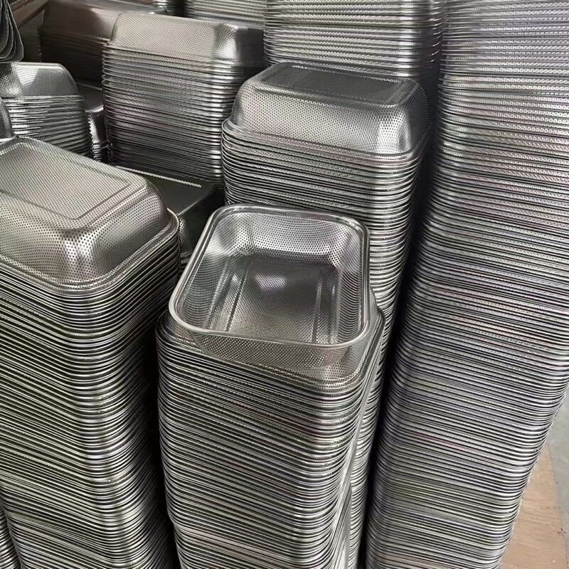 Rổ inox chữ nhật dạng đục lỗ