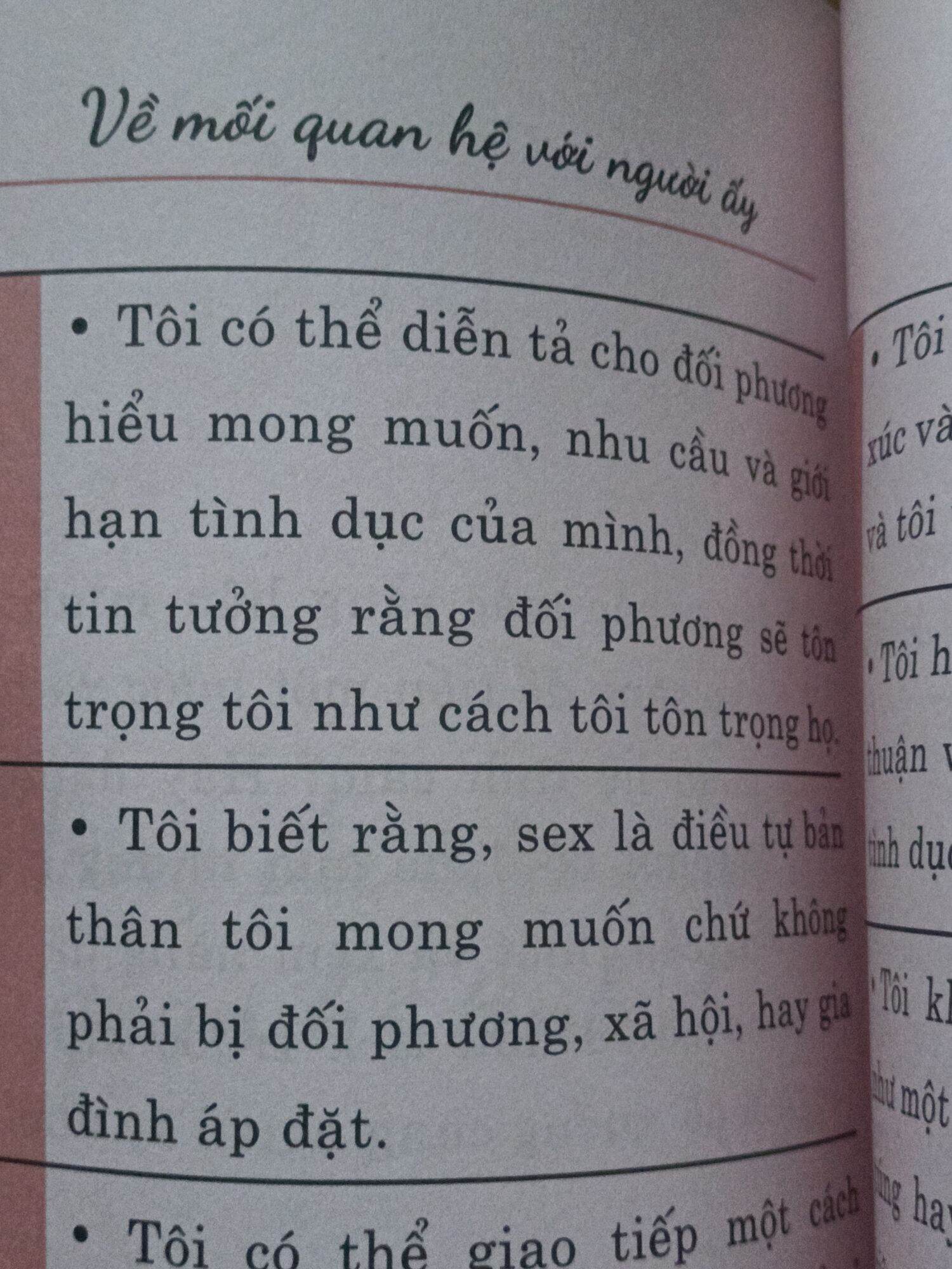 YÊU CƠ THỂ KỂ CHUYỆN THẦM KÍN