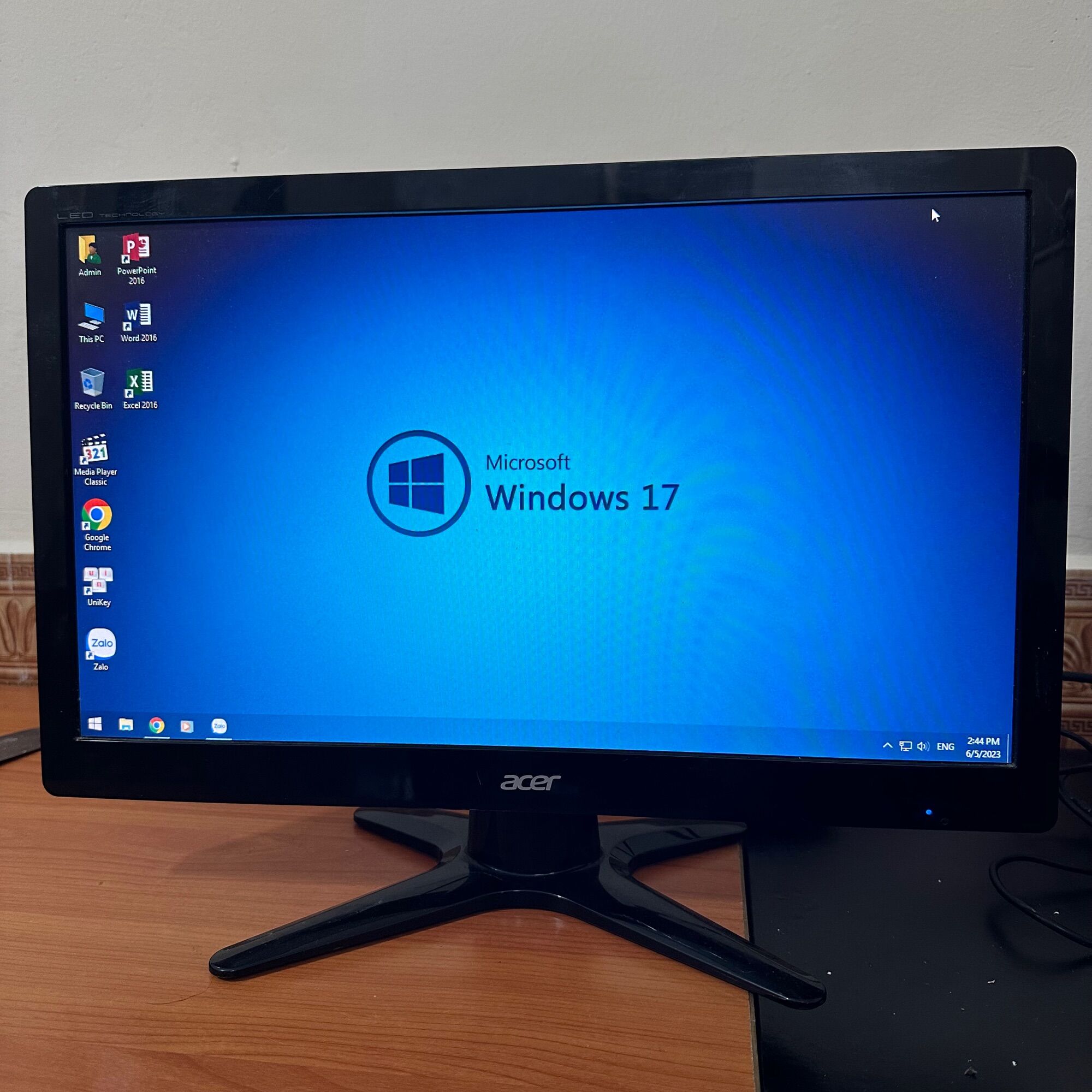 Màn hình Acer 19 inch led cũ đẹp long lanh