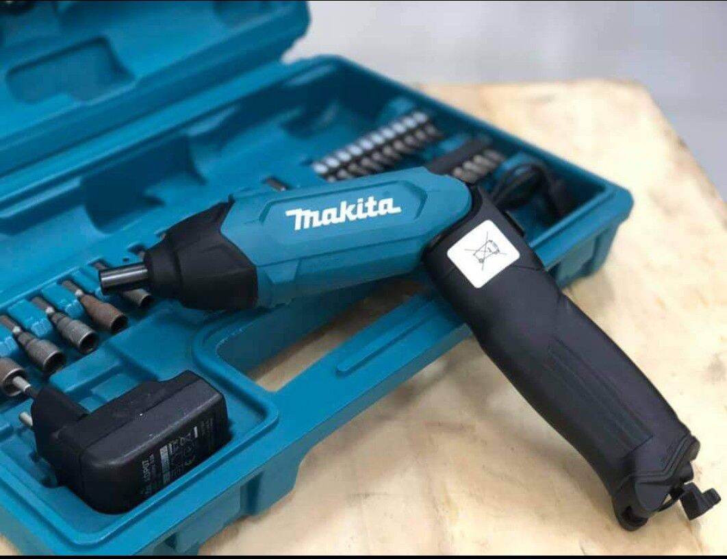 Máy vặn vít MaKiTa dùng Pin