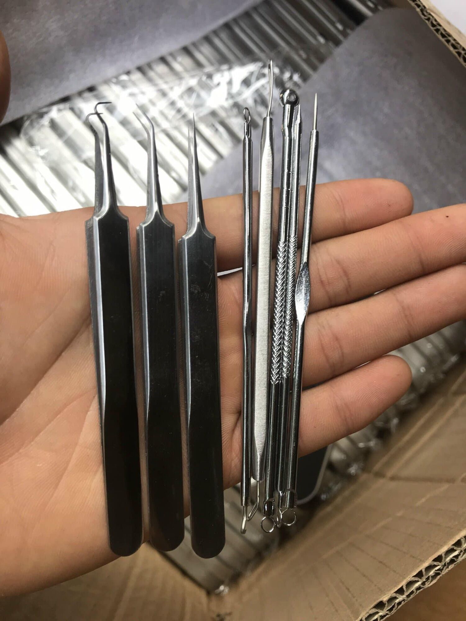 Bộ dụng cụ nặn mụn 8 chi tiết bền, đẹp