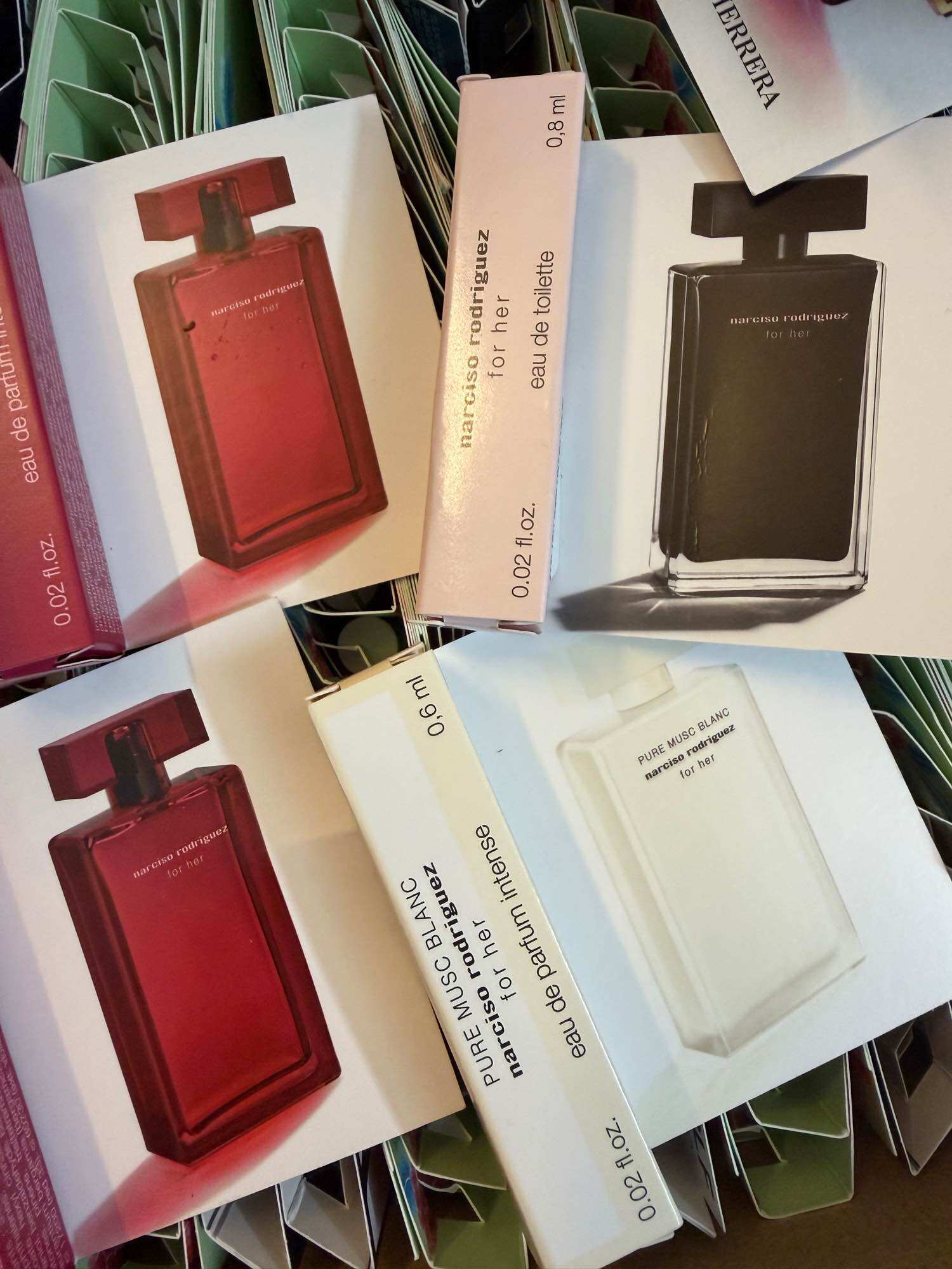 mẫu thử nước hoa Narciso Rodriguez For Her Eau De Parfum