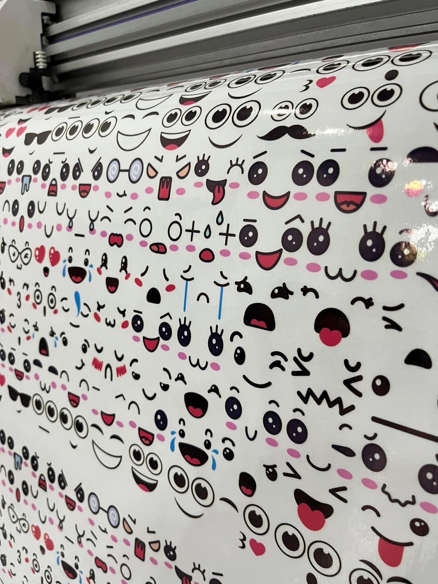 Tem cảm xúc emoji
