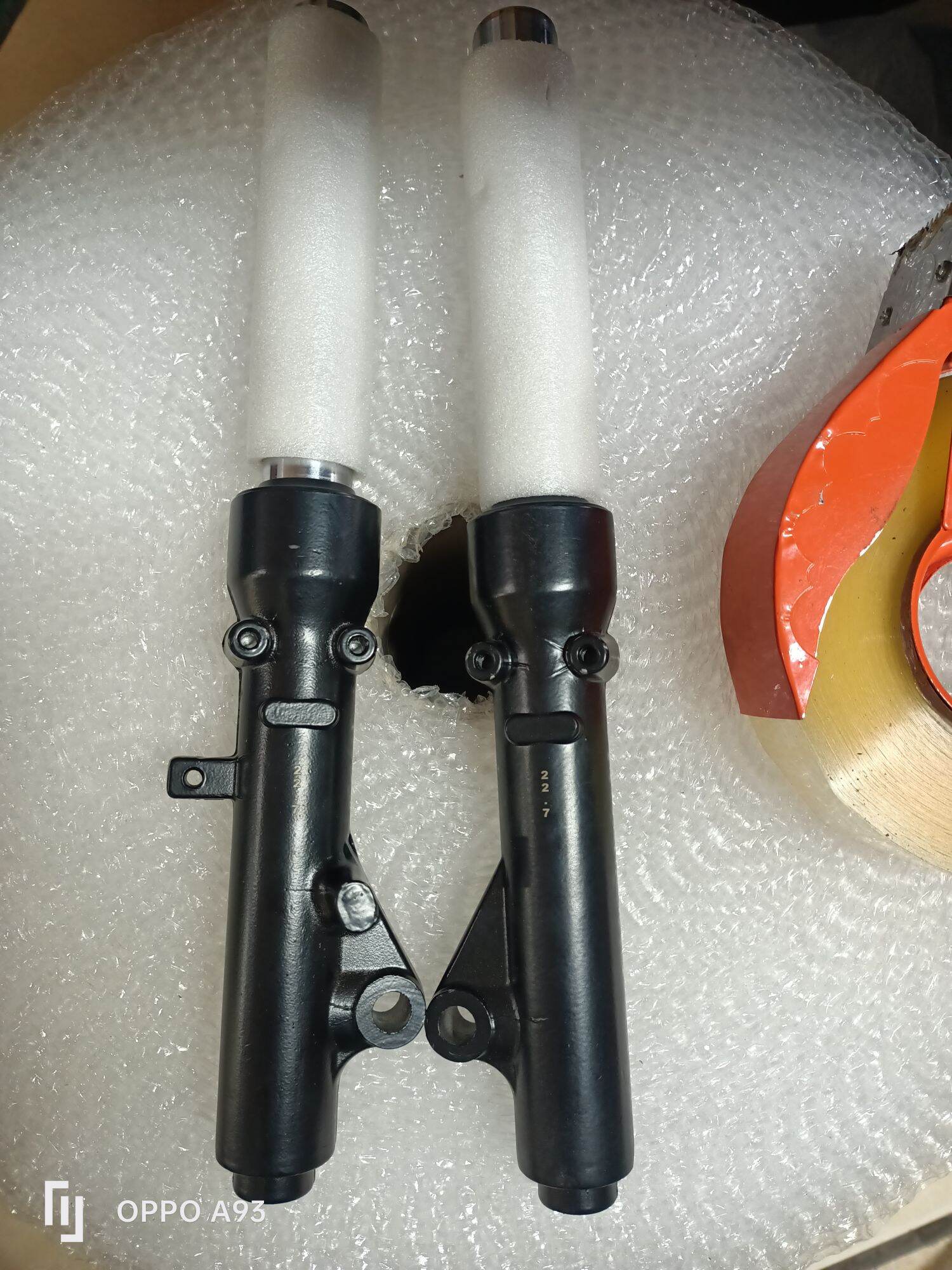 Thụt - giảm sóc trước 133s , 133s pluss