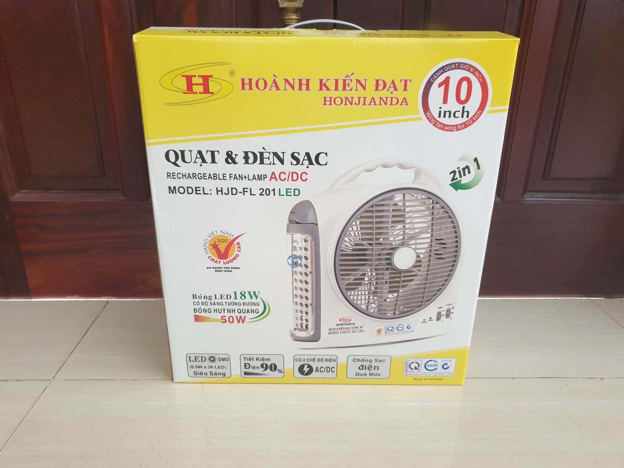 QUẠT TÍCH ĐIỆN HONDA 12IN Và 10in DÀNH CHO BÉ CHUẨN BỊ LÚC MẤT ĐIỆN .
Quạt Tích điện honda, 2 bình ác quy !!!! Hè là cứ phải thủ 1 em nhé chứ mất điện mùa hè là ko chịu nổi nhiệt đâu ạ ⁉️ mà dự là năm nay mất điện rất nhiuu đấy ạ

Năm nào cung bán nên dc