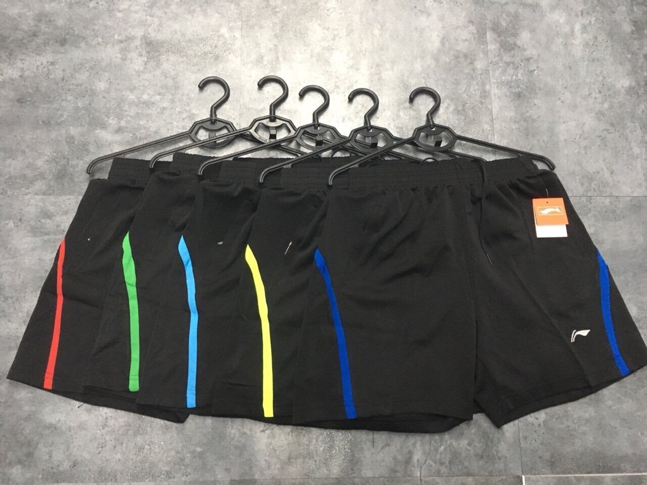 Quần cầu lông LINING mã 01