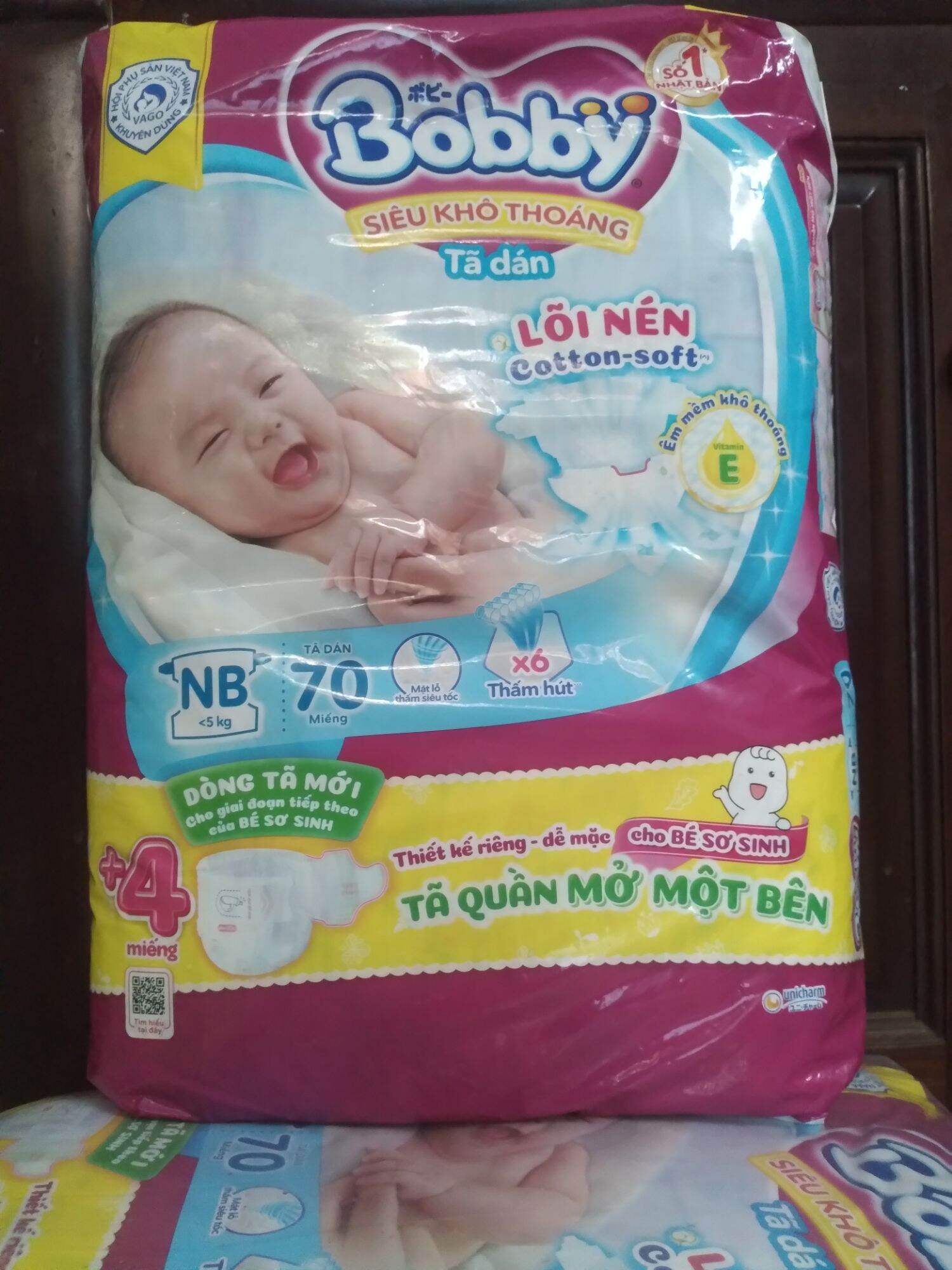 Tã dán Bobby sơ sinh xs70 cho bé dưới 5kg chính hãng