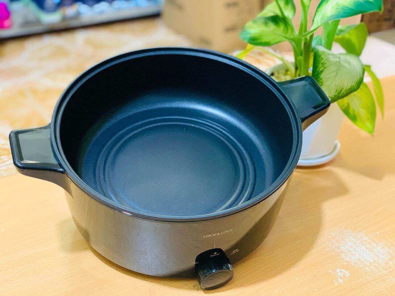Nồi điện đa năng Lock&Lock Versatile Hot Pot EJP546BLK