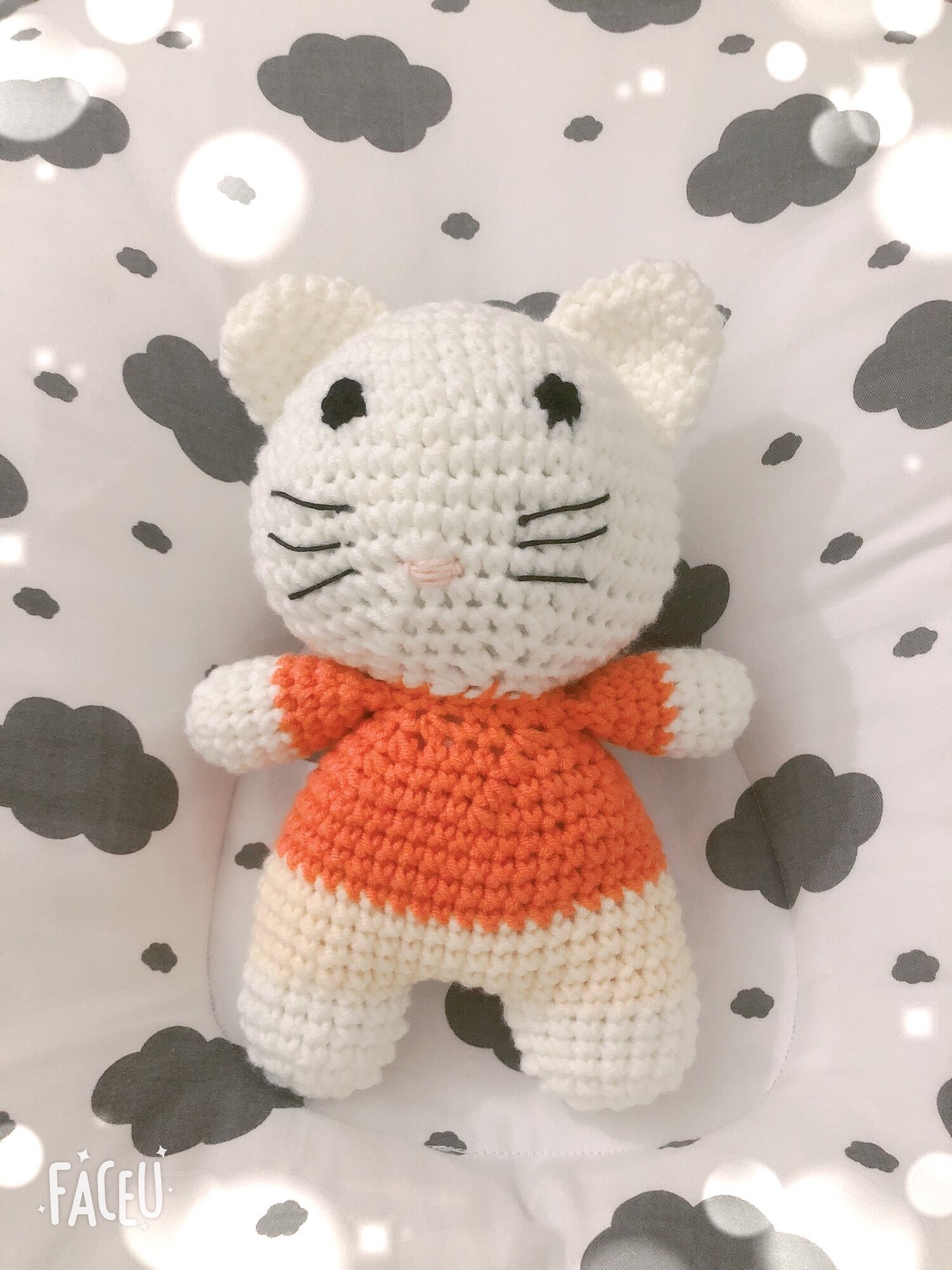Mèo kitty bằng len cao cấp