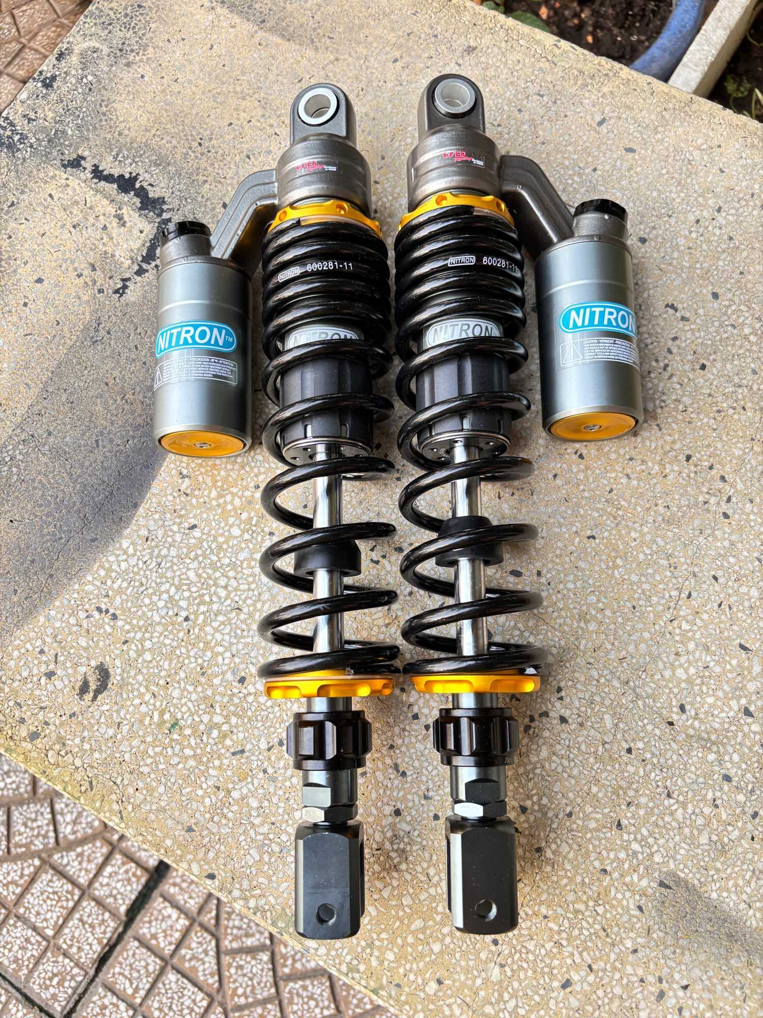 Phuộc rcb/ nitron bình dầu đen có tăng chỉnh gắn sh vn 125i 150i 300i w 350i