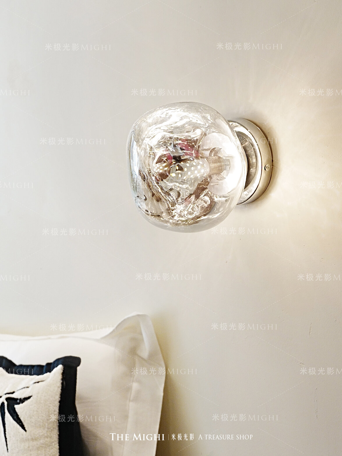 Modern Minimalist Bedroom Bedside Lava Wall Lamp Living Room Ambiance Light Bauhaus Corner Lamp Iron PVC Wired LED Lamp Giá 2,088,000 Đồng*Miễn phí vận chuyển