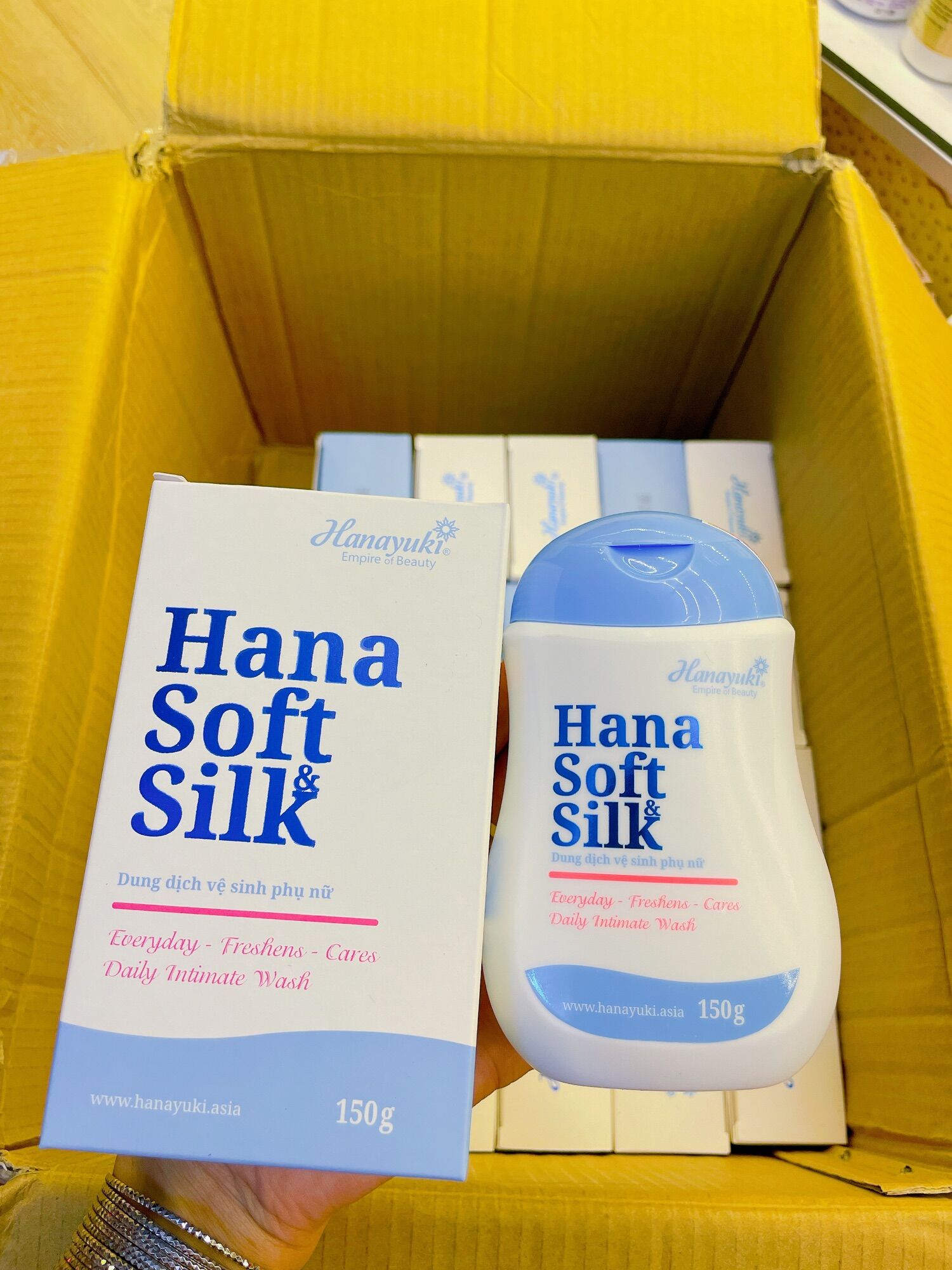 [HCM]Dung dịch vệ sinh hana soft silk
