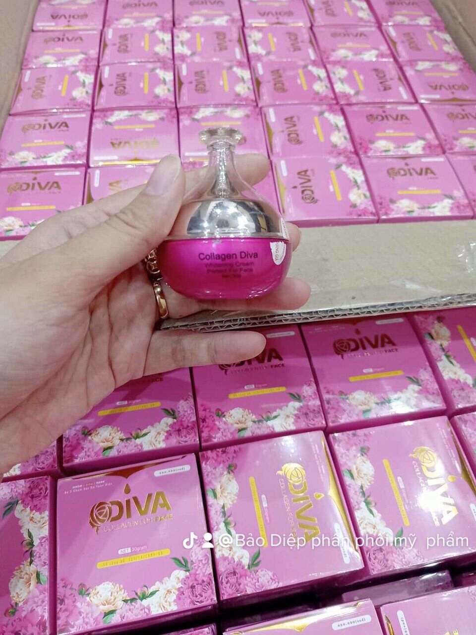 Kem dưỡng trắng collagen diva