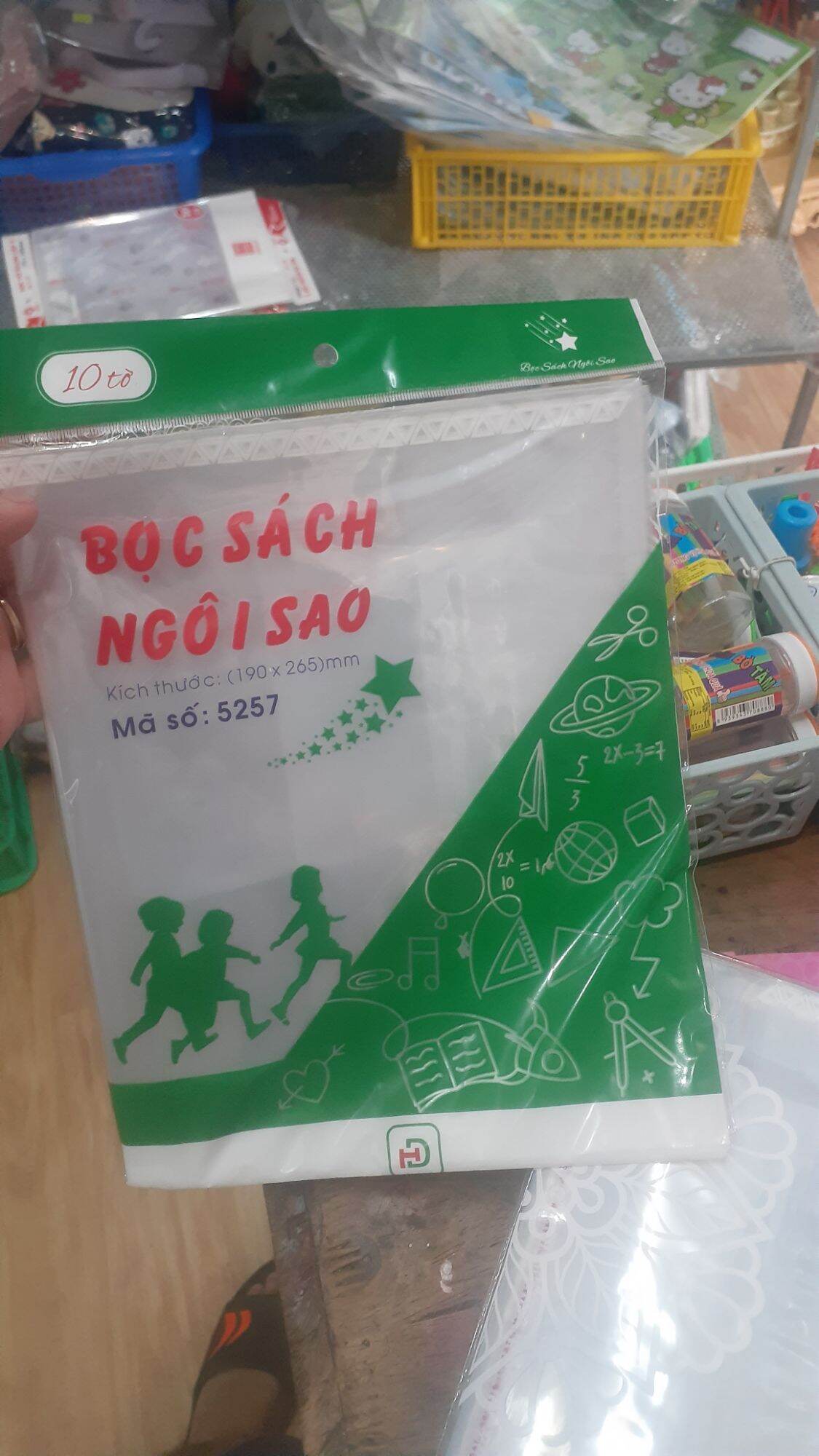Bọc vở oly và sách giáo khoa cấp nilon Hùng Đức