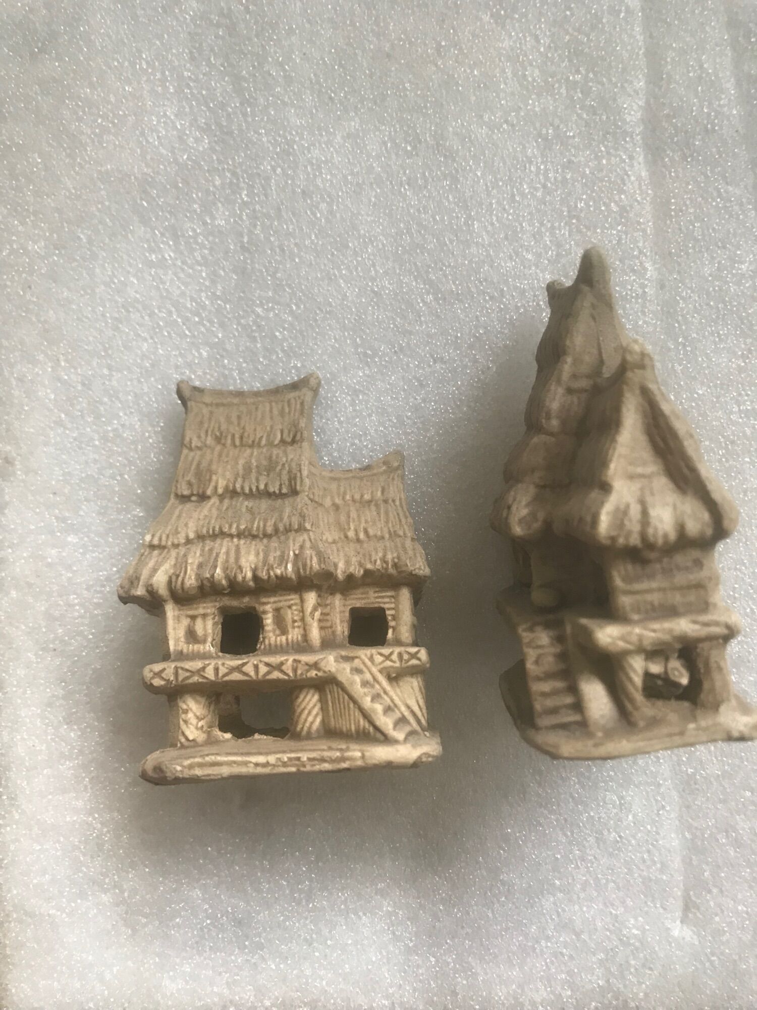 nhà rông mini làm tiểu cảnh