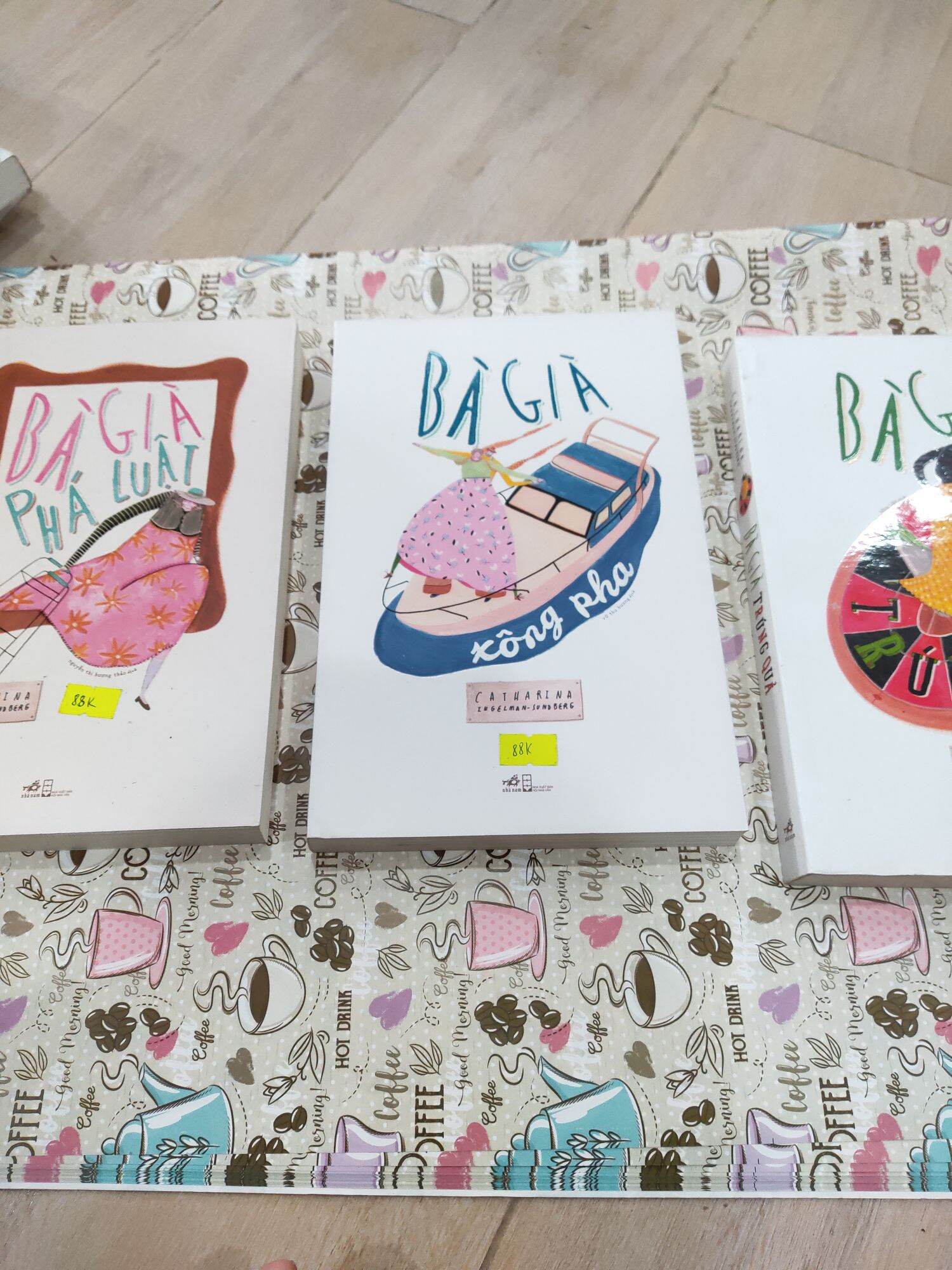Series bà già k seal k quà