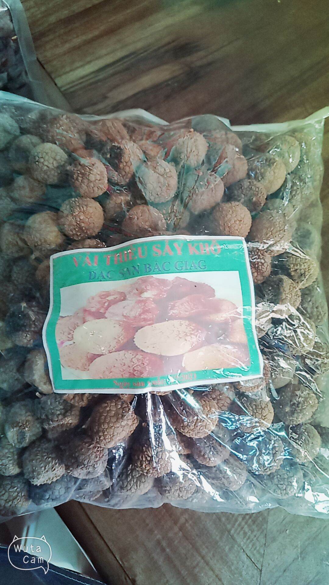 Vải thiều sấy khô 100k 3kg bể vỏ
