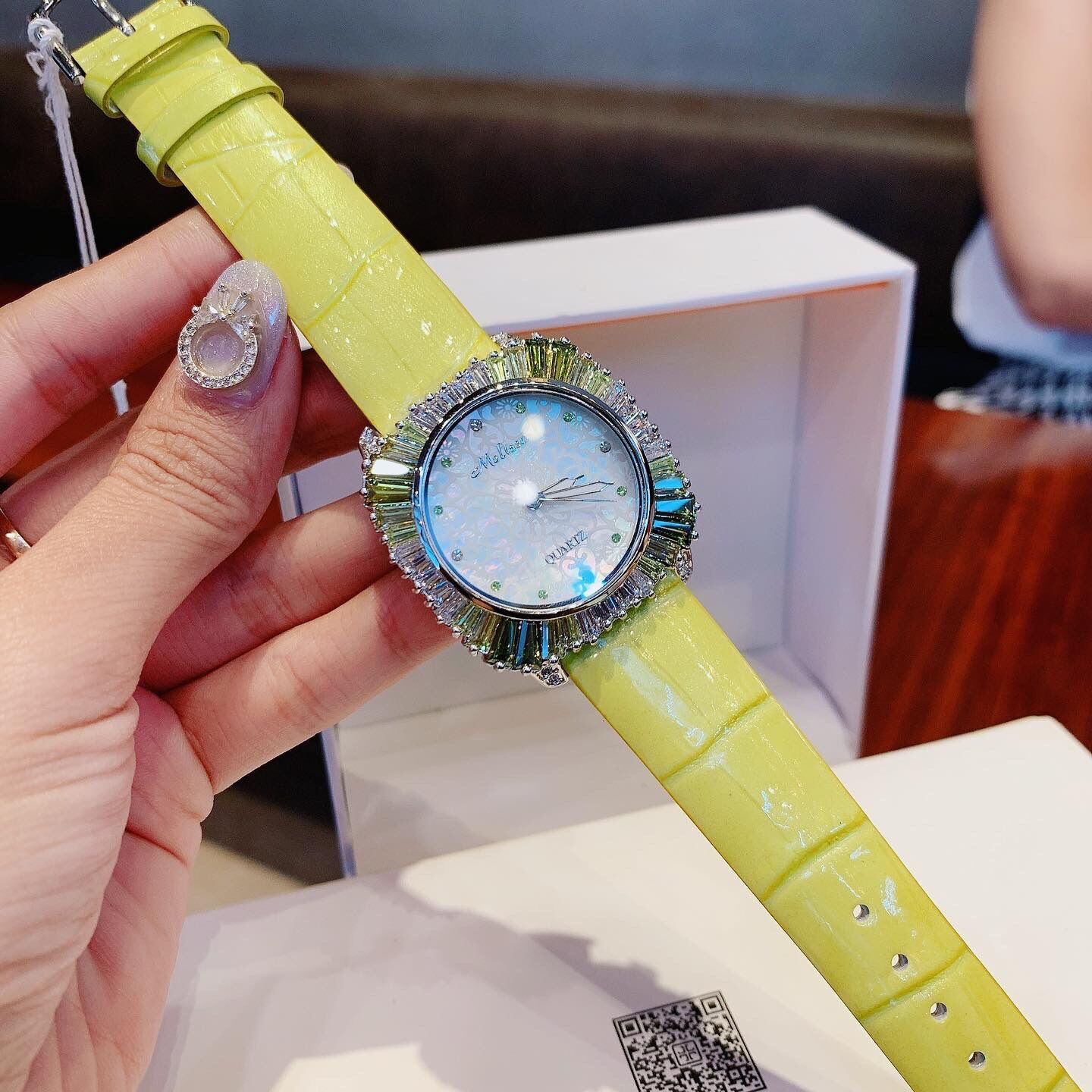 Đồng Hồ Nữ Melissa