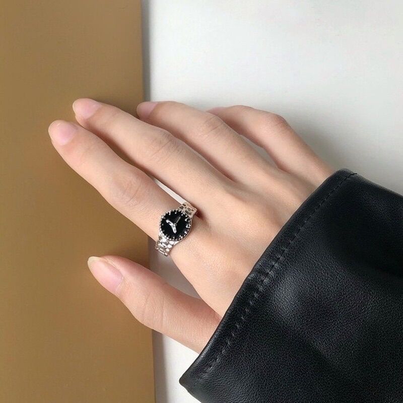 Nhẫn Hình Đồng Hồ Độc Lạ Cá Tính