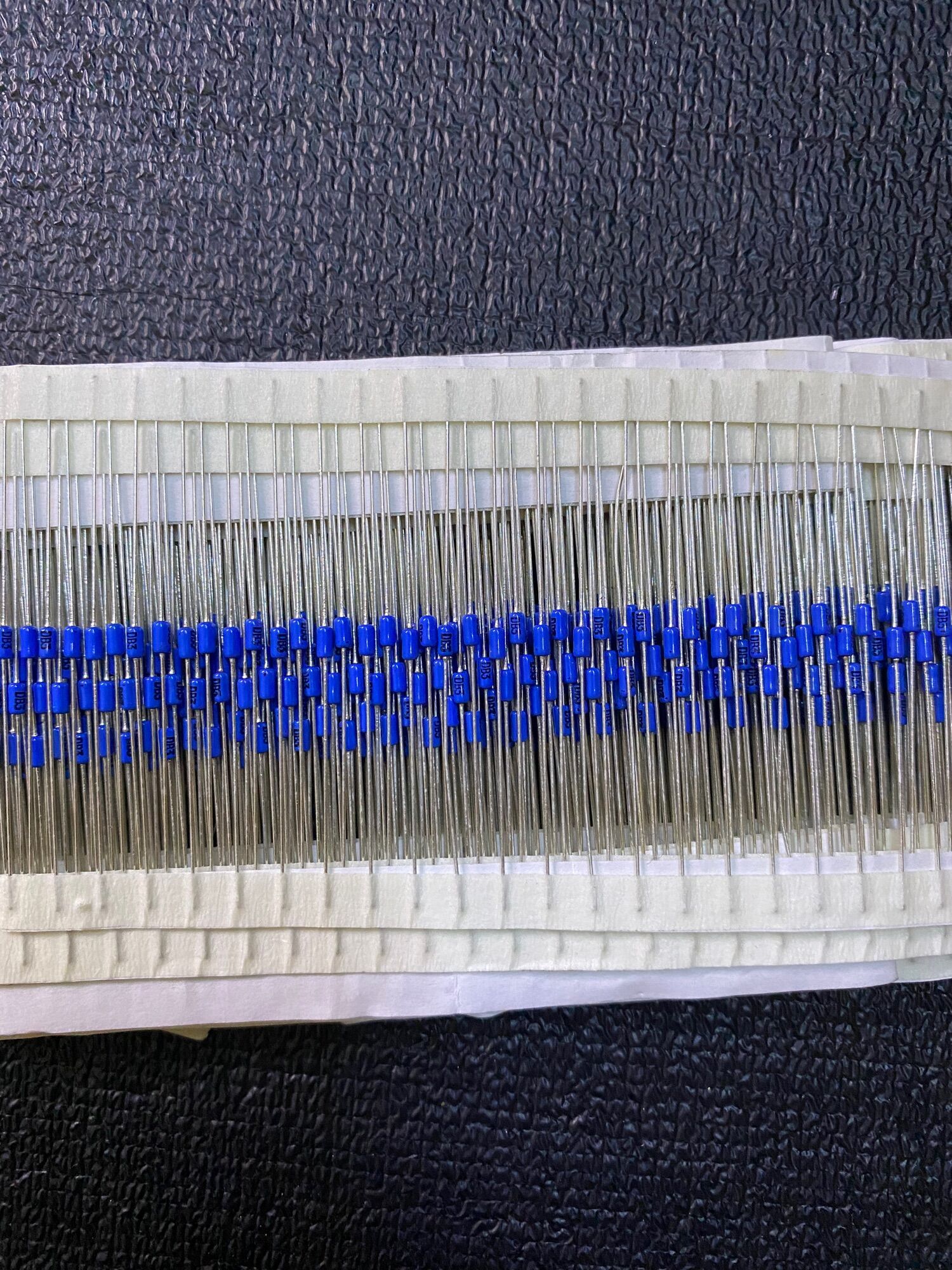 DIAC DB3-D035 (50 chiếc )