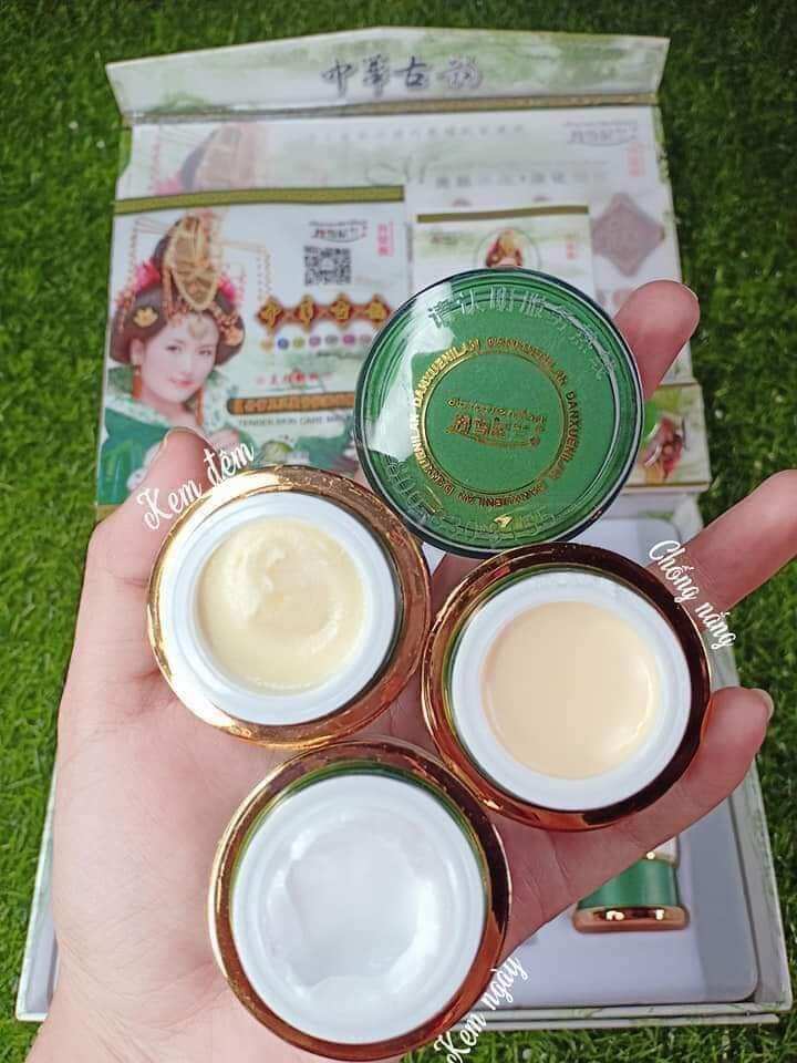 Kem chống nắng hoàng cung xanhchính hãng