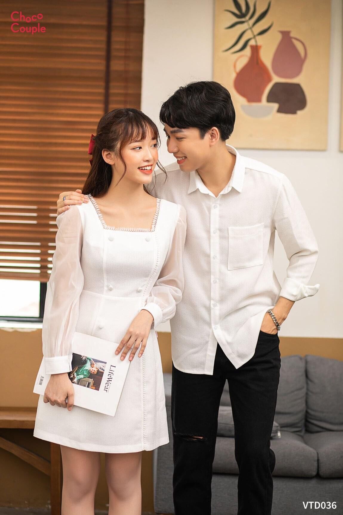 Đồ đôi tình nhân màu trắng, váy nữ cổ vuông phối tay voan duyên dáng