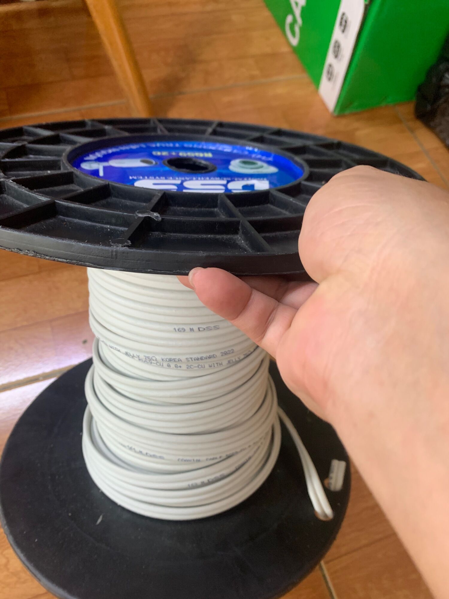 Cáp đồng trục liền nguồn DSS