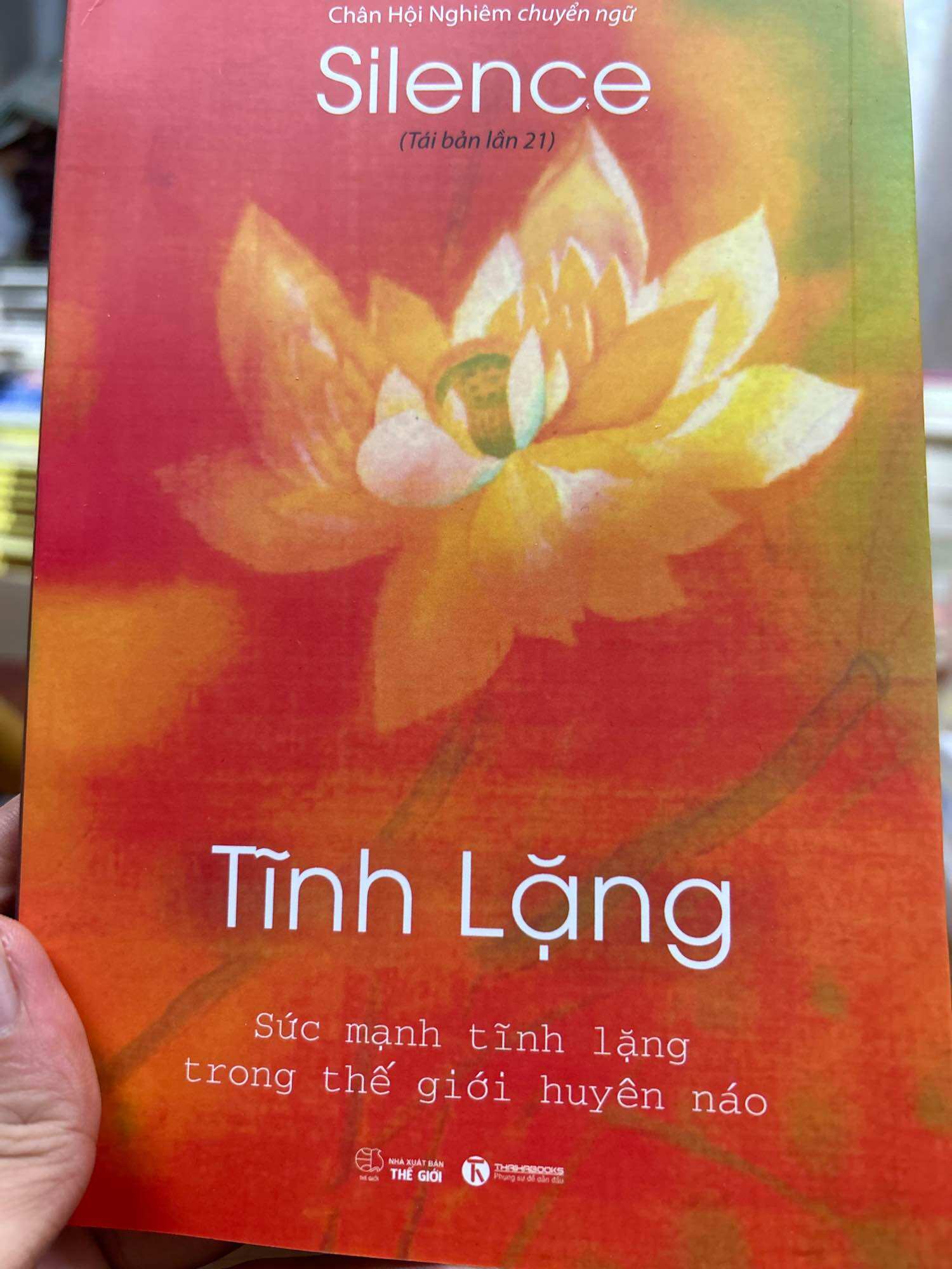 Cambo 2 cuốn Tĩnh Lặng & Phép Lạ Của Sự Thức Tỉnh