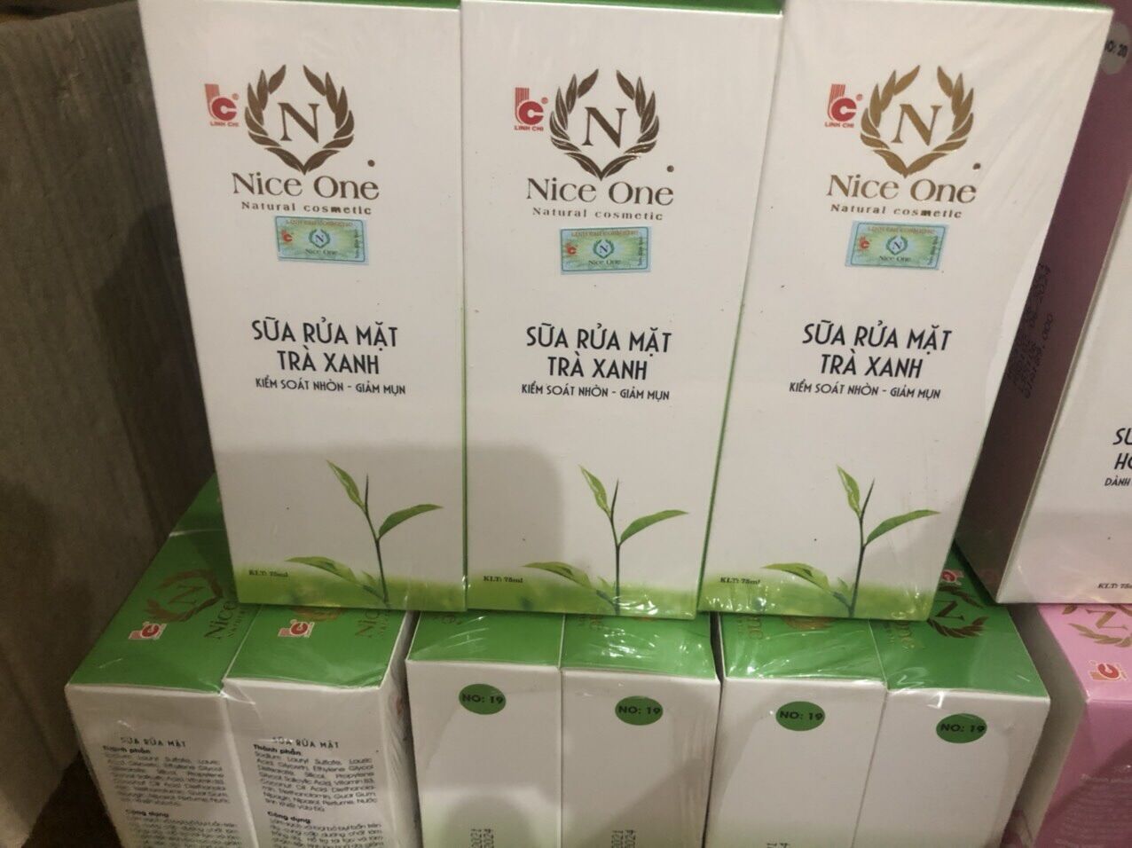 Sữa rửa mặt trà xanh Nice One 75ml