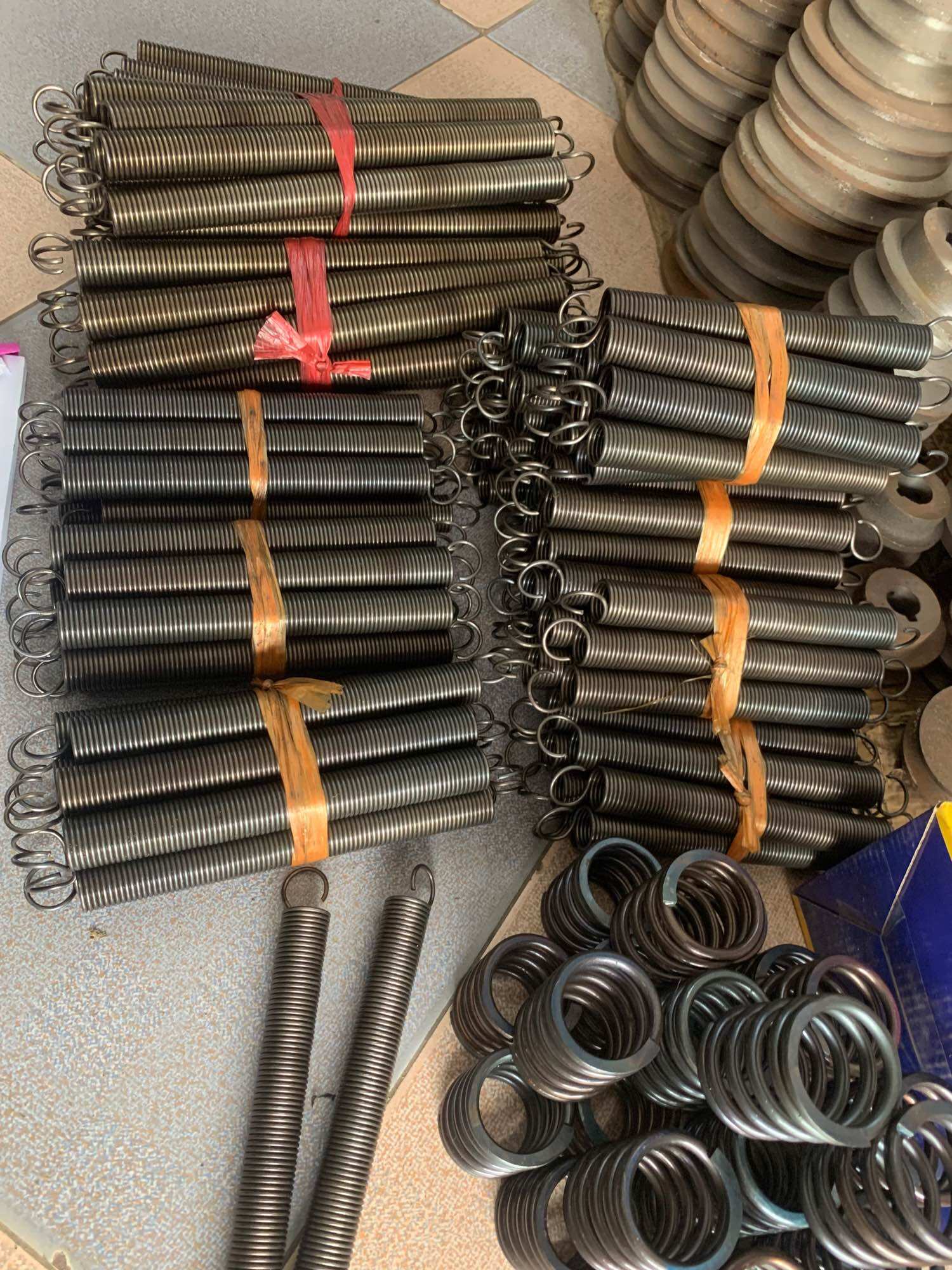 Lò xo nén phi 42 (sợi 5 mm dài 50mm) ✅✅✅