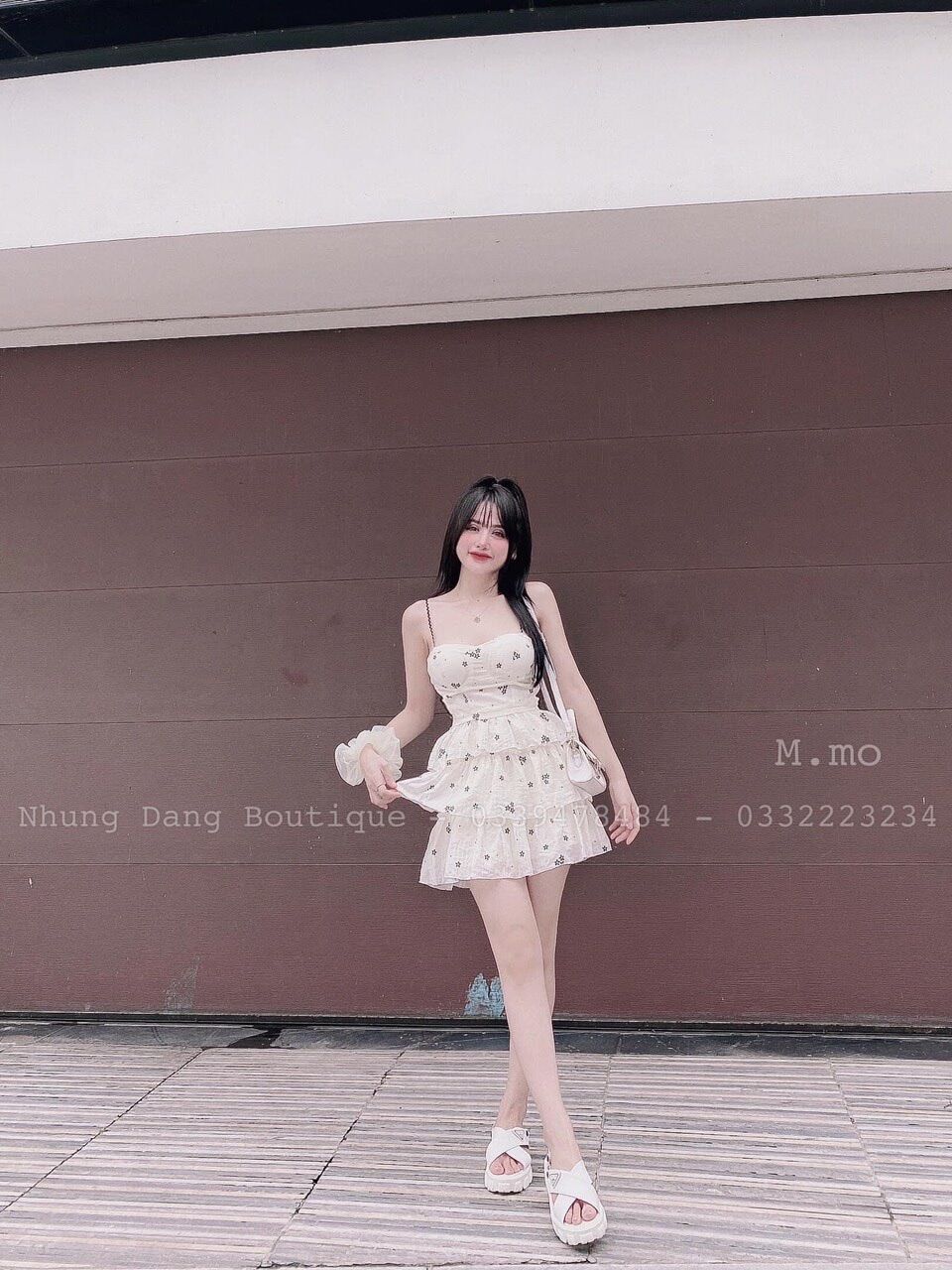 Đầm dây cúp hoa tầng BG