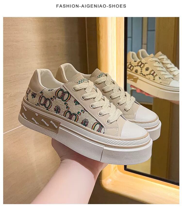 Giày sneaker nữ xu hướng mới hoạ tiết GC nổi bật, giày thể thao 2 màu HTT223