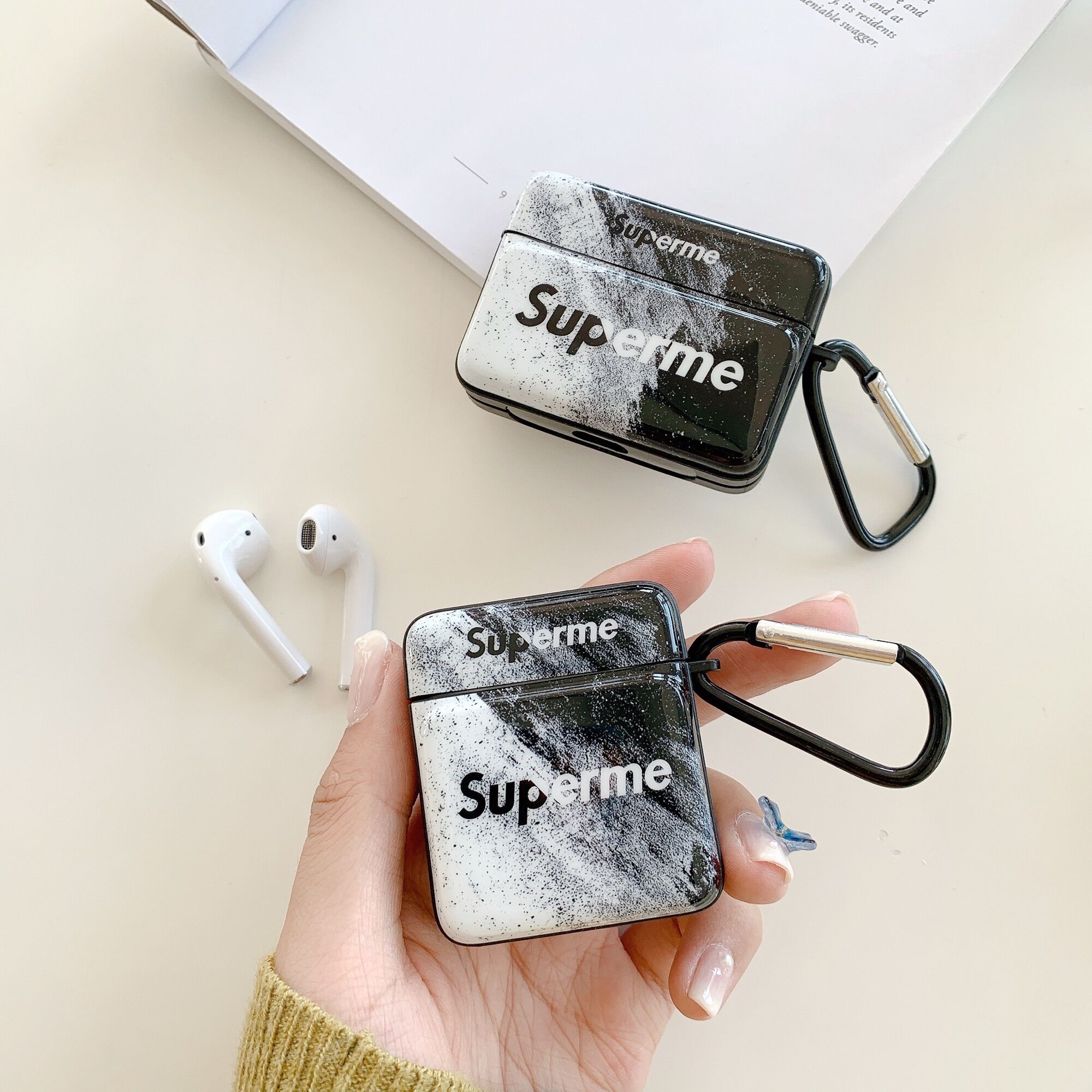 Case Airpods 1/2/pro Hình Hộp Supreme