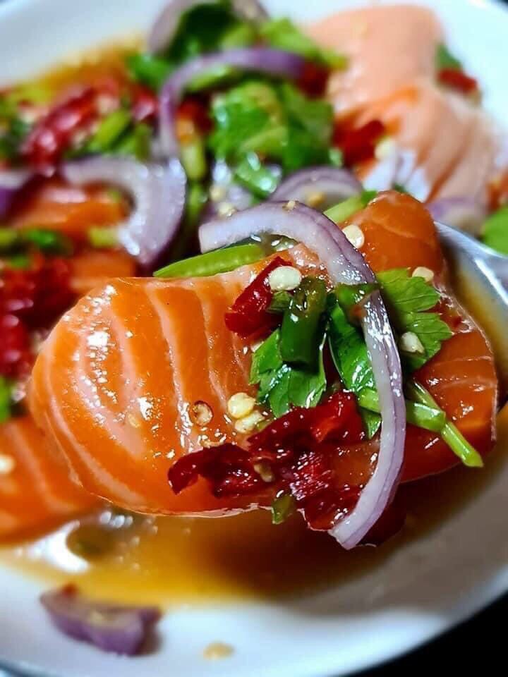 Sốt chua ngọt Thái Lan hiệu con gà 260gr