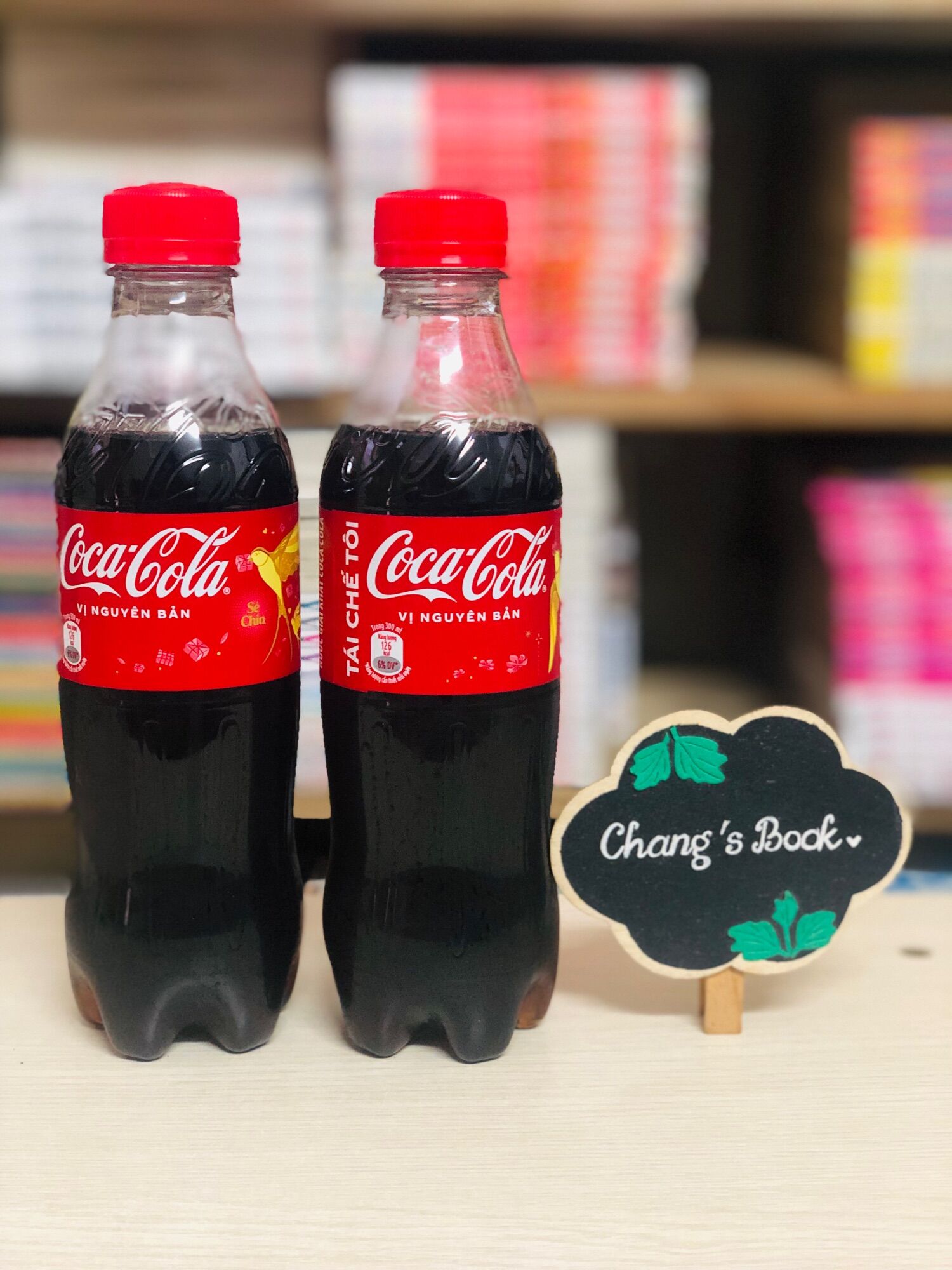 Coca cola 02 chai 300ml chang's food