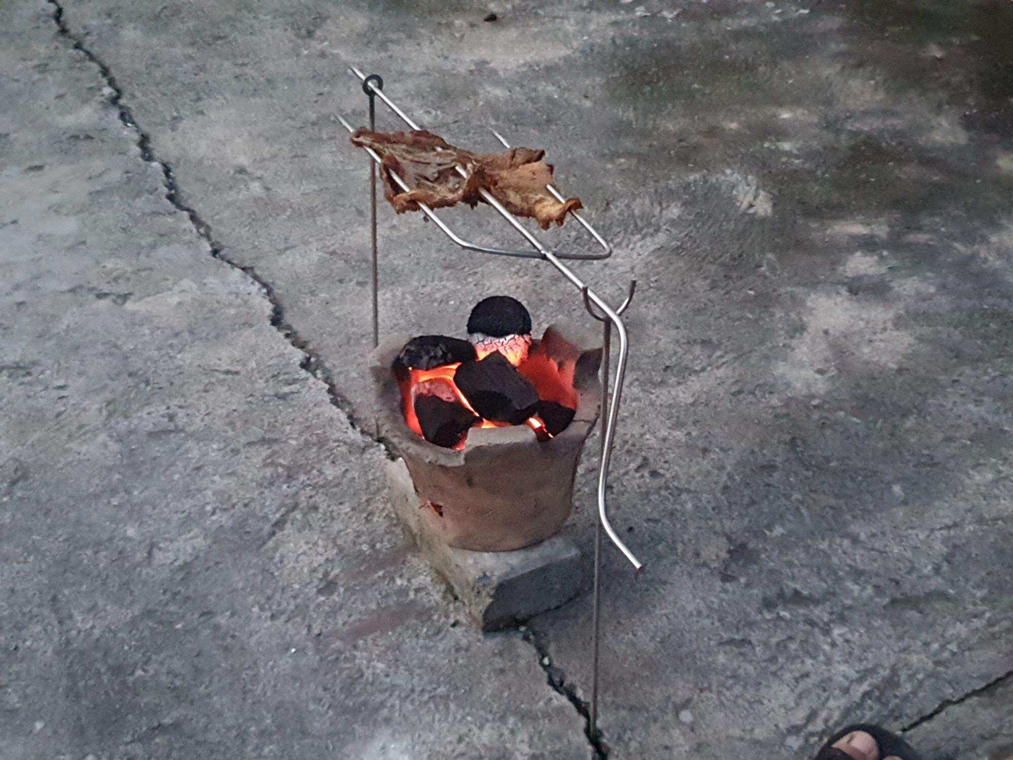 XIÊN NƯỚNG QUAY CHUYÊN ĐEM ĐI PHƯỢT