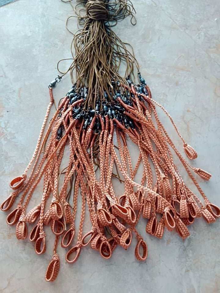 4 xích chân gà