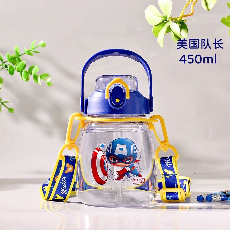 BÌNH NƯỚC SIÊU NHÂN NHỆN , CAPTIAN 650ml CÓ ỐNG HÚT