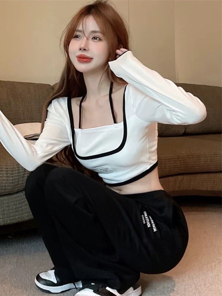 Áo tay dài cổ u viền yếm logo BG