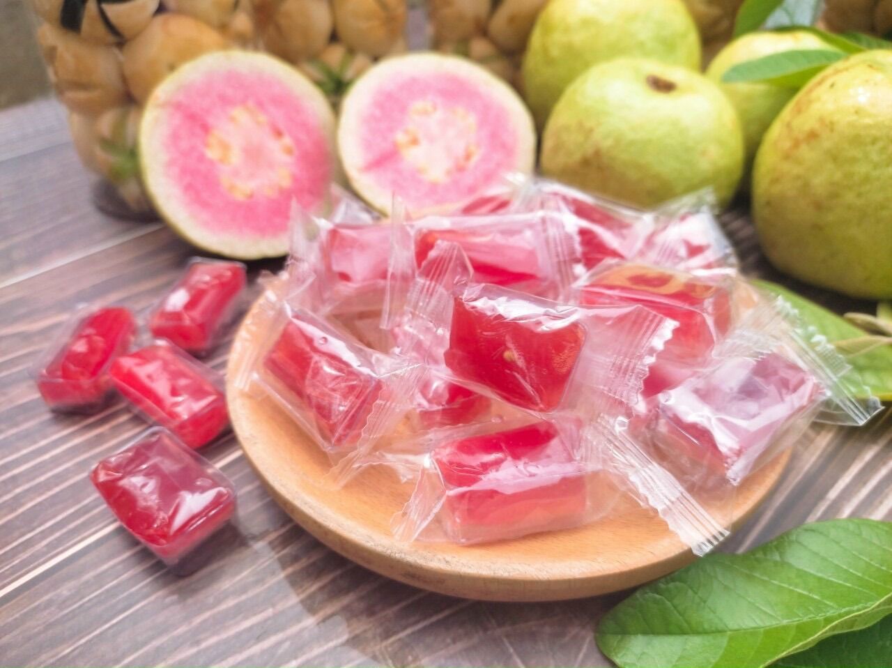 MỨT ỔI HỒNG