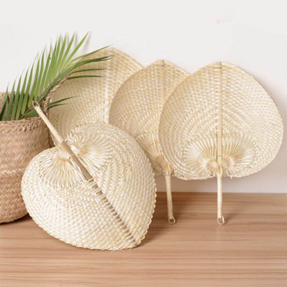 Quạt lá đề trái tim đẹp 20cm