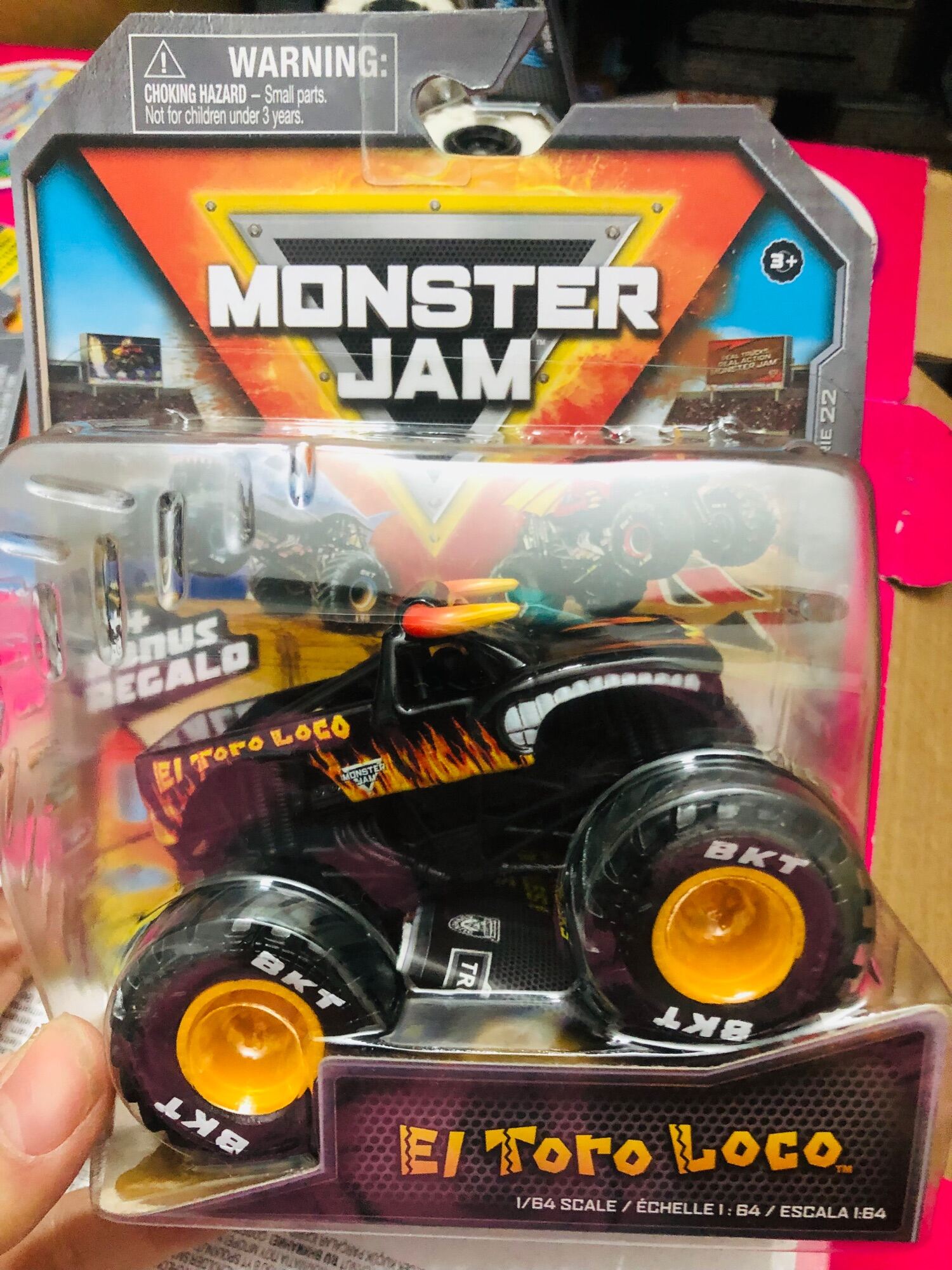 Xe Monster Jam mẫu El sừng bò tỉ lệ 1 64