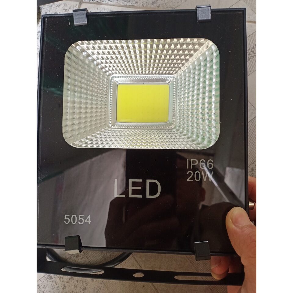 Đèn pha led 20W chống nước