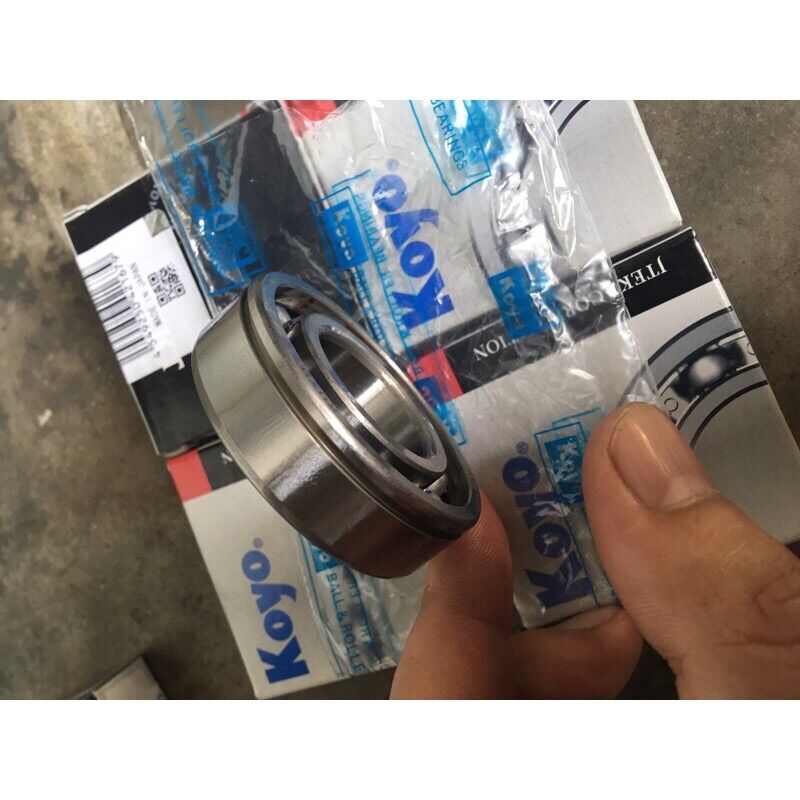 Vòng bi bạc đạn KOYO 6205
