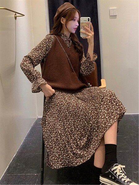 Đầm ren phối áo len thu đông