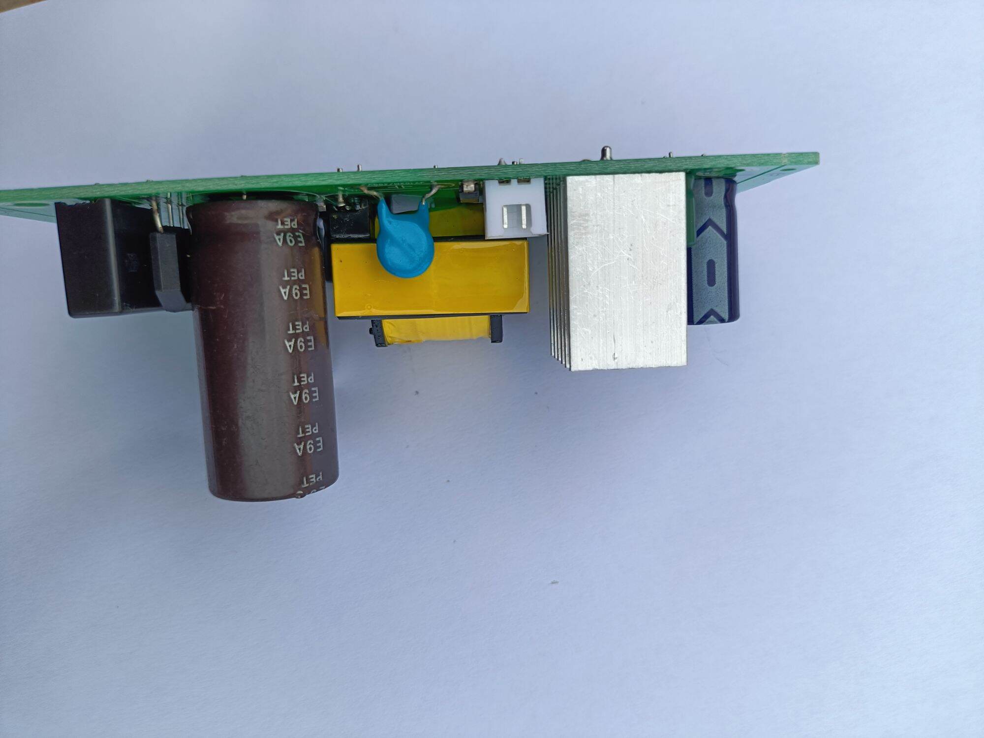 Mạch sạc acquy tự động 12v6A