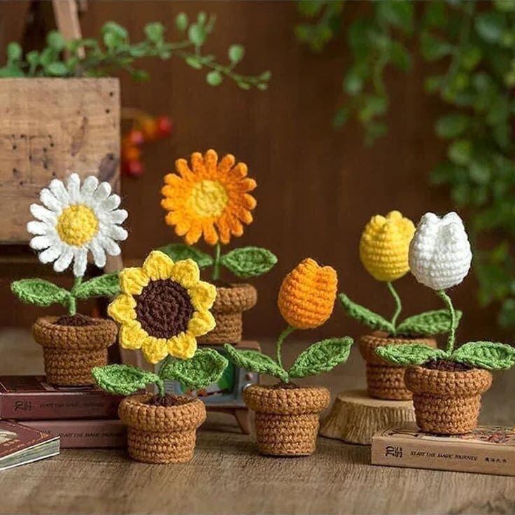Chậu hoa len Handmade