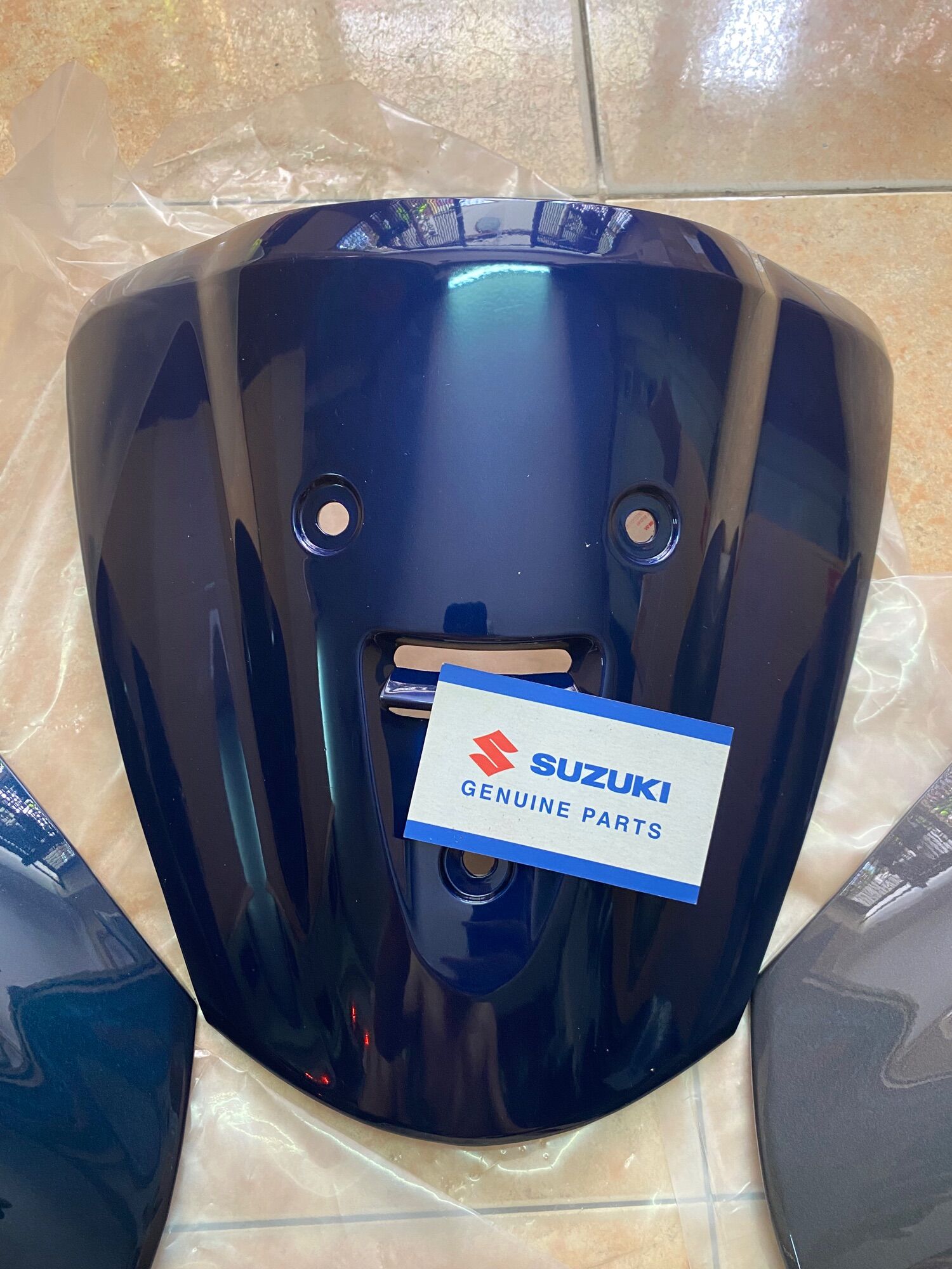 Mặt nạ suzuki viva 110 chính hãng