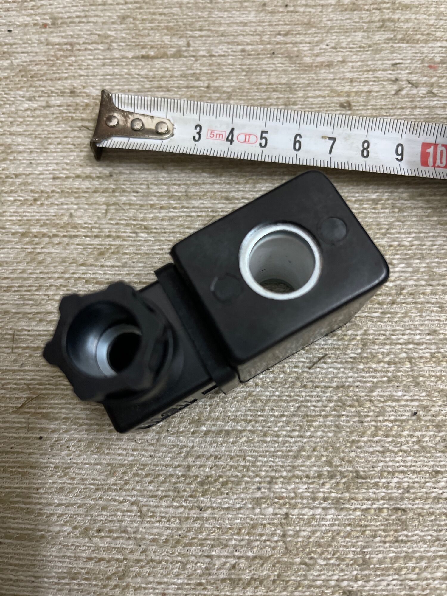 Cuộn hút coil cho van điện từ 220v trục 13mm