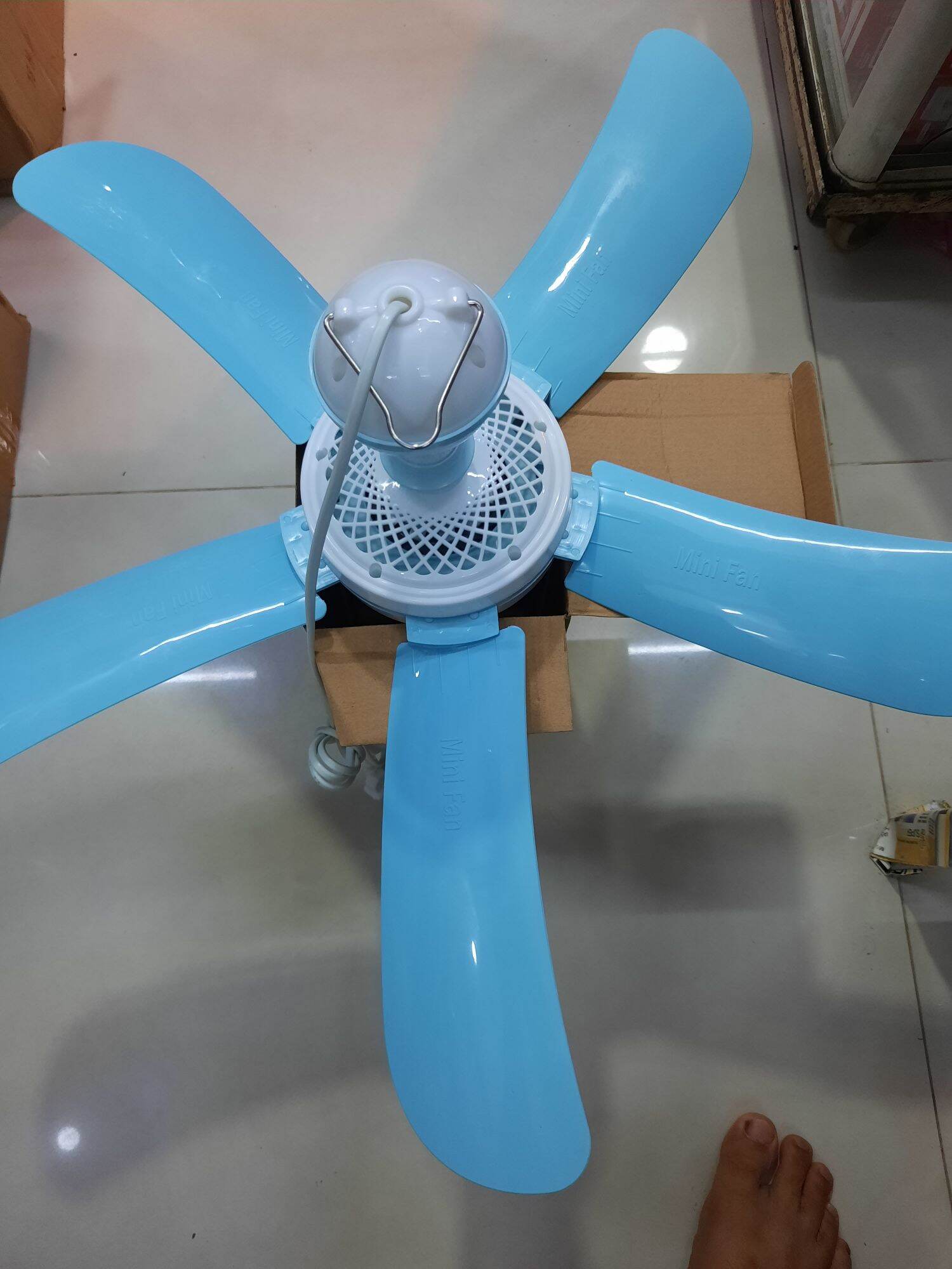 Quạt trần màn mini 5 cánh siêu mát, êm diệu.